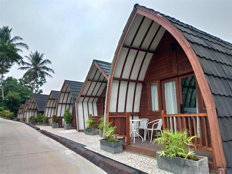 Chevilly Resort And Camp Bogor Kültér fotó